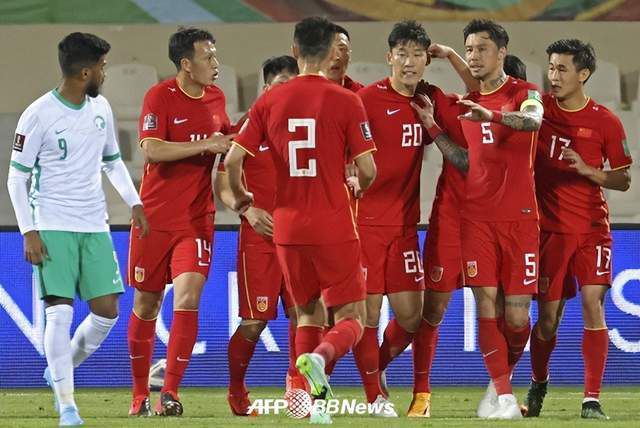 亚洲国产欧美久久香综合